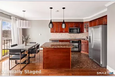 201 Highview Avenue #C2, Stamford, CT 06907 - Photo 4