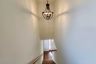 100 Mulholland Wy, North Haven, CT 06473 - Photo 24