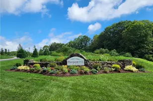 100 Mulholland Wy, North Haven, CT 06473 - Photo 32