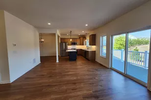 100 Mulholland Wy, North Haven, CT 06473 - Photo 10