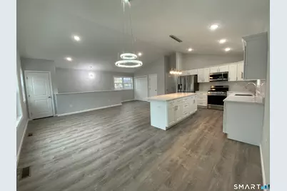 31 Hinman Street, West Haven, CT 06516 - Photo 2