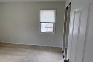 109 Red Robin Rd, Naugatuck, CT 06770 - Photo 10