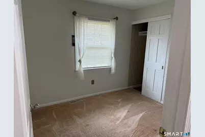 109 Red Robin Road, Naugatuck, CT 06770 - Photo 12