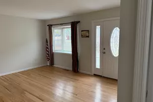 109 Red Robin Rd, Naugatuck, CT 06770 - Photo 14