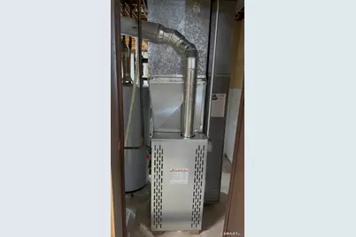 109 Red Robin Road, Naugatuck, CT 06770 - Photo 20