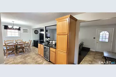 18 Sheraton Drive, Wolcott, CT 06716 - Photo 10