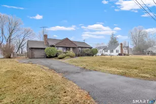 13 Calhoun Ave, Trumbull, CT 06611 - Photo 30