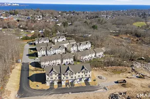 43 Village Crossing, East Lyme, CT 06357 - Photo 34