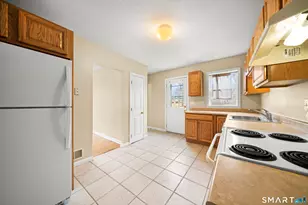 24 Ohear Ave, Enfield, CT 06082 - Photo 12