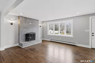 387 Atwood Ave, Waterbury, CT 06705 - Photo 6