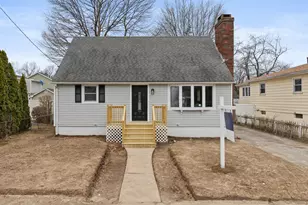 387 Atwood Ave, Waterbury, CT 06705 - Photo 2