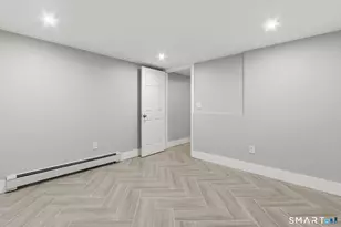 387 Atwood Ave, Waterbury, CT 06705 - Photo 34