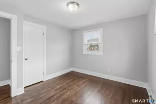 387 Atwood Ave, Waterbury, CT 06705 - Photo 14