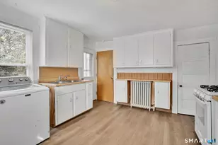 11 Addison St, Bristol, CT 06010 - Photo 8