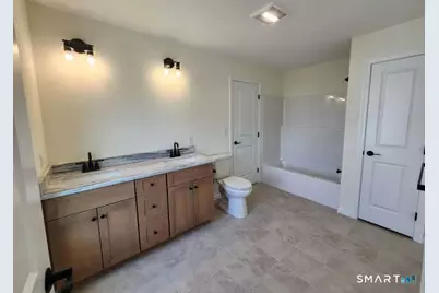 102 Mulholland Way #52, North Haven, CT 06473 - Photo 28