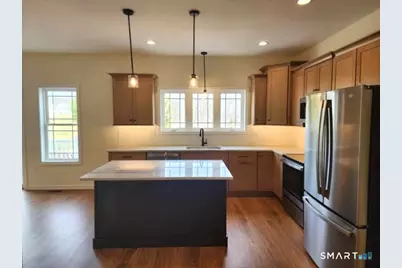 102 Mulholland Way #52, North Haven, CT 06473 - Photo 4