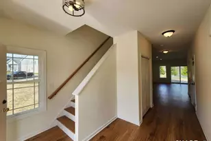 102 Mulholland Wy, North Haven, CT 06473 - Photo 2