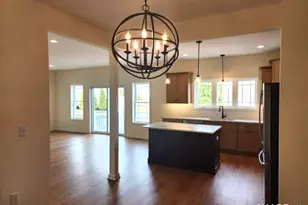 102 Mulholland Wy, North Haven, CT 06473 - Photo 10