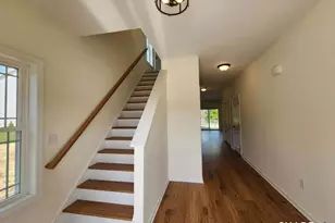 102 Mulholland Wy, North Haven, CT 06473 - Photo 16