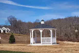 102 Mulholland Wy, North Haven, CT 06473 - Photo 34