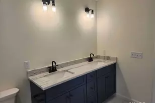 102 Mulholland Wy, North Haven, CT 06473 - Photo 20