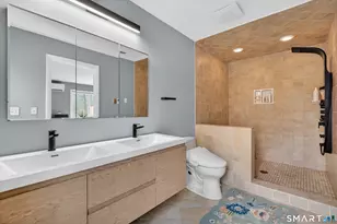 230 Six Rod Hwy, Hamden, CT 06518 - Photo 20