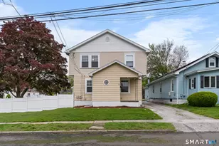 39 Woodcrest Ave, Stratford, CT 06614 - Photo 2