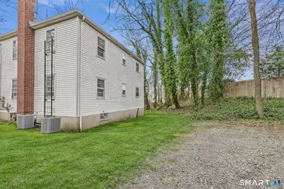 17 Artic Street #2, Greenwich, CT 06830 - Photo 4