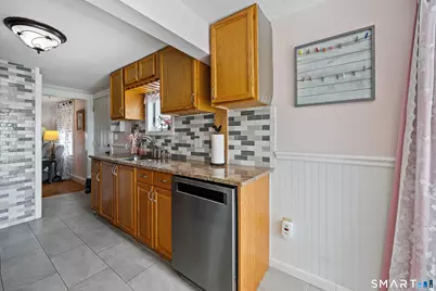 12 Elm Court, East Haven, CT 06512 - Photo 8