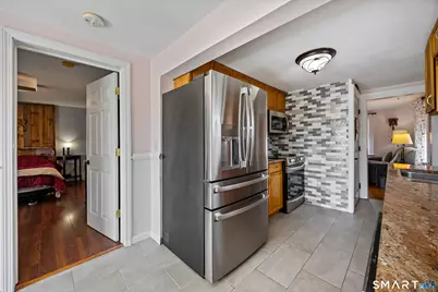 12 Elm Court, East Haven, CT 06512 - Photo 6