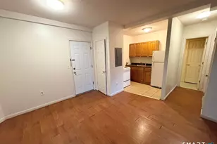 54 Grafton St, Hartford, CT 06106 - Photo 2