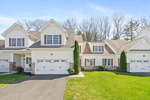 38 Brighton Park Way, Bloomfield, CT 06002 - Photo 2