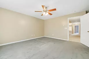 38 Brighton Park Way, Bloomfield, CT 06002 - Photo 20