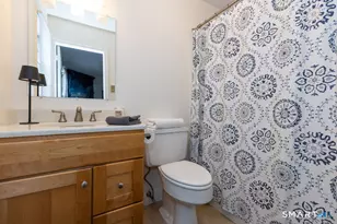 10 Runnymede Ln, Madison, CT 06443 - Photo 18