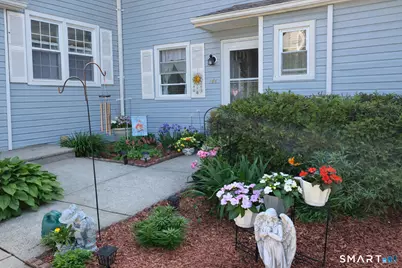 144 East Gate Lane #144, Hamden, CT 06514 - Photo 4