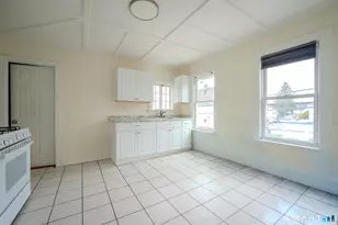 34 York St, Ansonia, CT 06401 - Photo 2