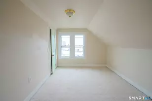 34 York St, Ansonia, CT 06401 - Photo 10