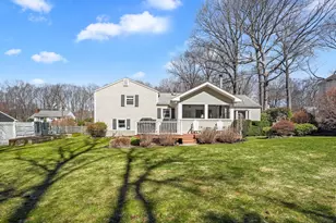 30 Rolling Wood Dr, Trumbull, CT 06611 - Photo 26