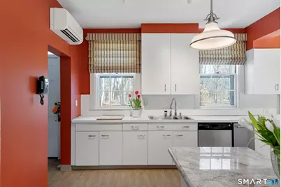 85 Bloomfield Avenue, West Hartford, CT 06105 - Photo 24