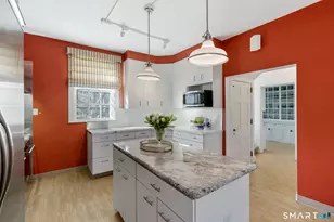 85 Bloomfield Ave, West Hartford, CT 06105 - Photo 22