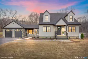 4 Niewiarowski Rd, Preston, CT 06365 - Photo 1