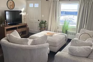 130 Round Hill Rd, Meriden, CT 06450 - Photo 6