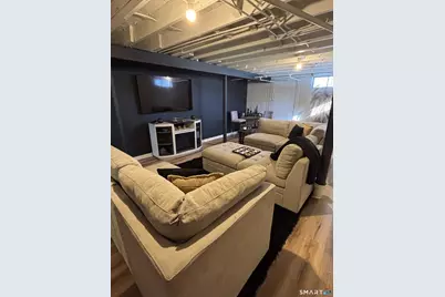 130 Round Hill Road, Meriden, CT 06450 - Photo 16