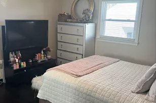 130 Round Hill Rd, Meriden, CT 06450 - Photo 14