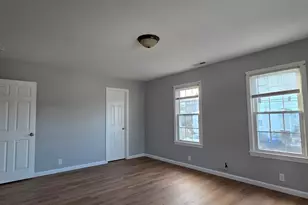 126 Tremont St, Ansonia, CT 06401 - Photo 12