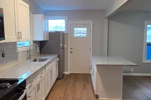 126 Tremont St, Ansonia, CT 06401 - Photo 8