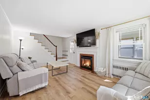 104 Price Blvd, West Hartford, CT 06119 - Photo 6