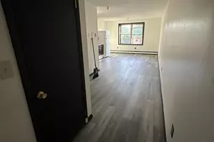 1660 E Main St, Waterbury, CT 06705 - Photo 14