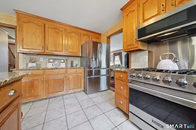 22 Knollwood Drive, Fairfield, CT 06824 - Photo 6