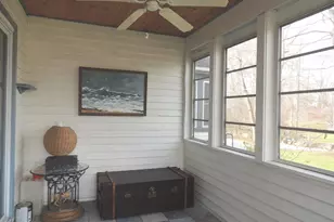 124 S Montowese St, Branford, CT 06405 - Photo 16